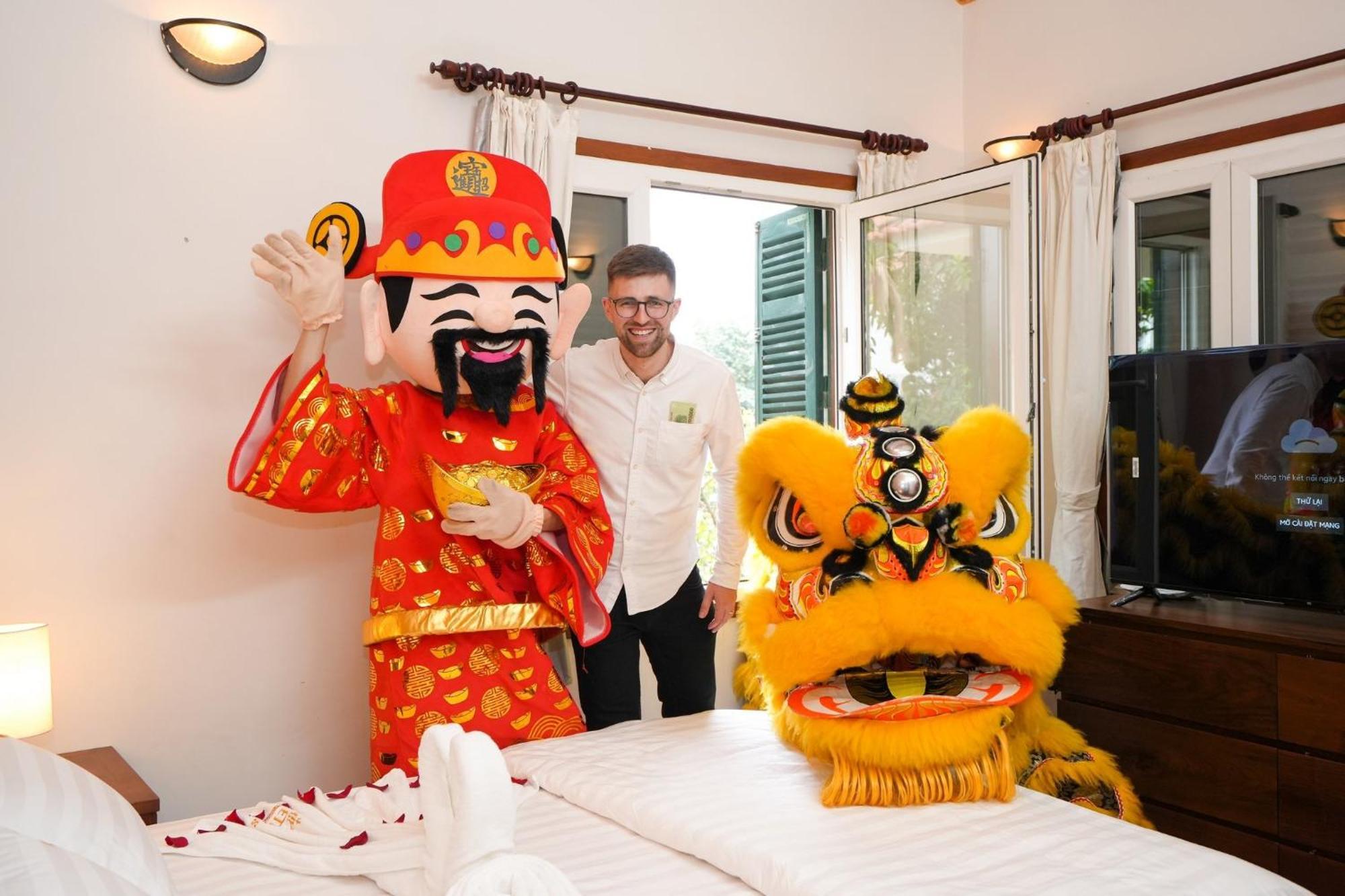 Musketeers Guest House Hanoi Buitenkant foto