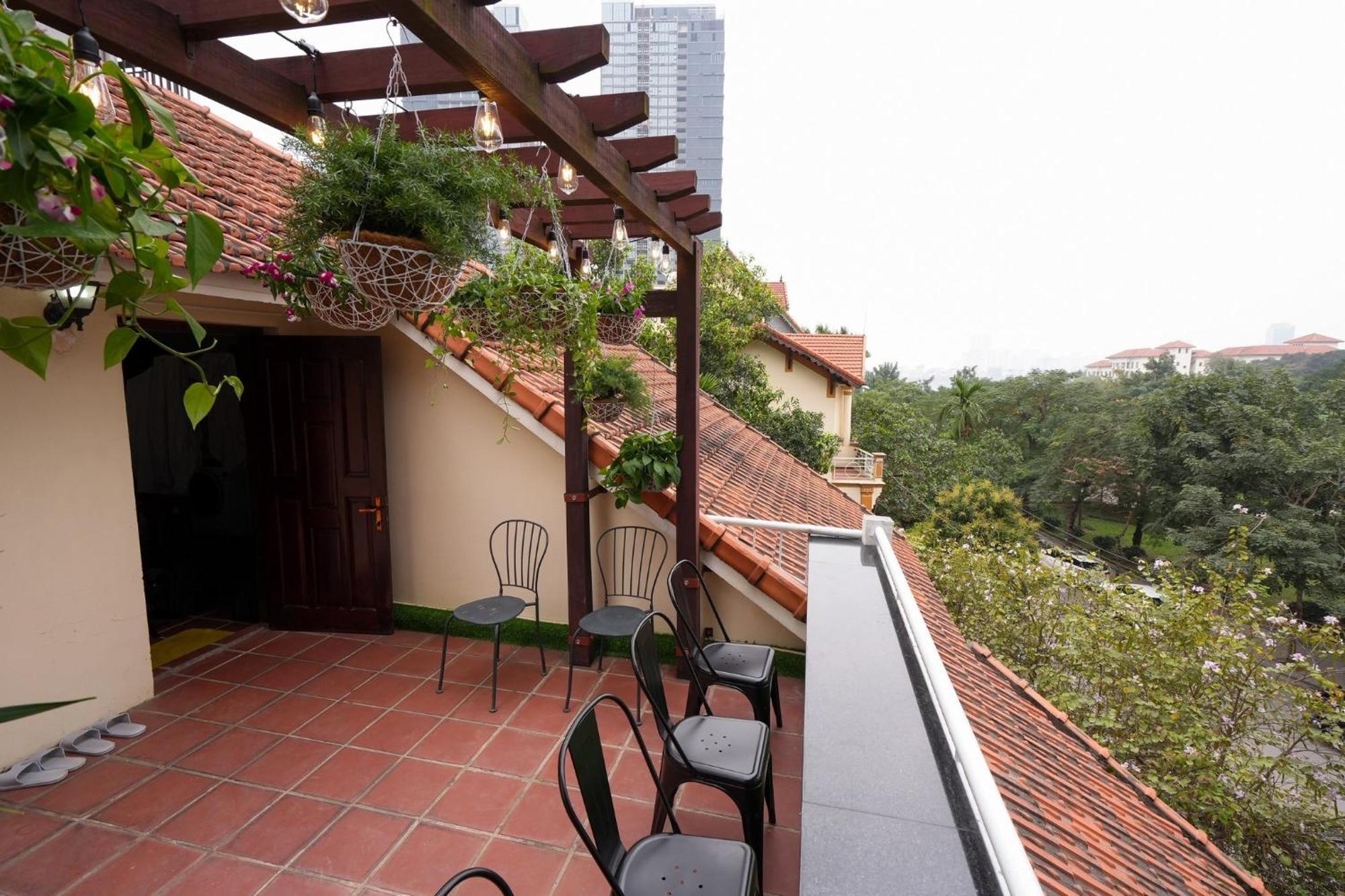 Musketeers Guest House Hanoi Buitenkant foto