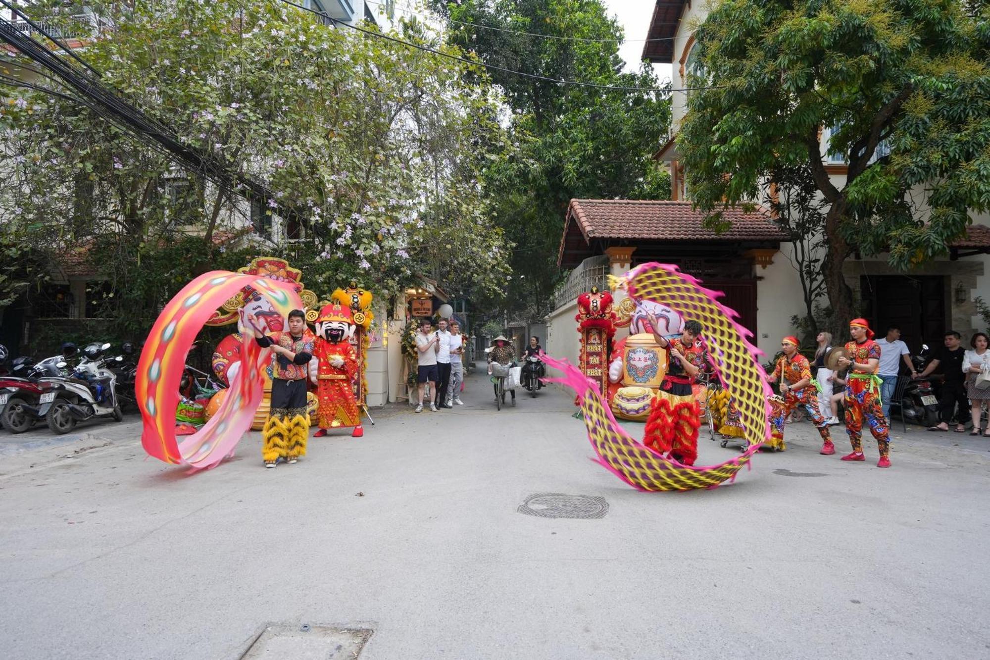 Musketeers Guest House Hanoi Buitenkant foto